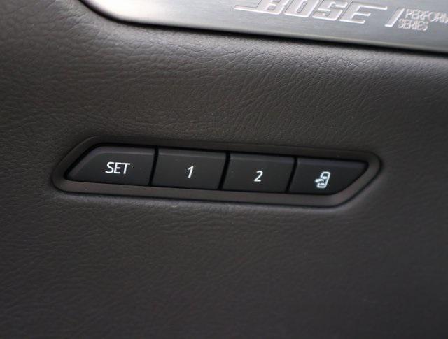 used 2023 Cadillac XT6 car