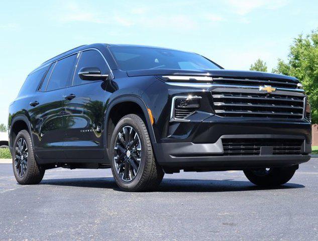 new 2025 Chevrolet Traverse car, priced at $46,895