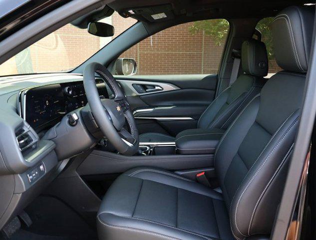 new 2025 Chevrolet Traverse car, priced at $46,895