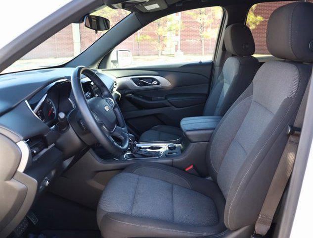 used 2023 Chevrolet Traverse car, priced at $26,988