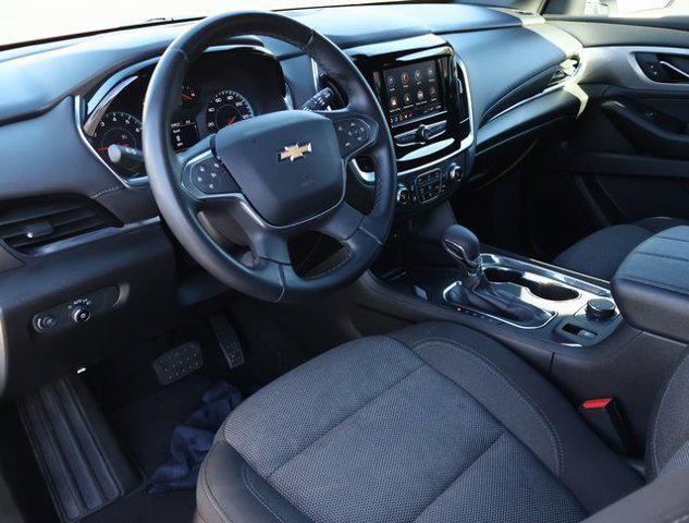 used 2023 Chevrolet Traverse car, priced at $26,988