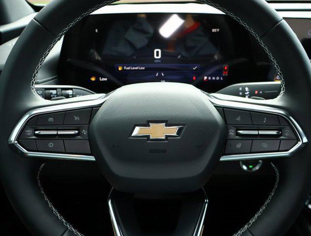 new 2025 Chevrolet Traverse car, priced at $42,545
