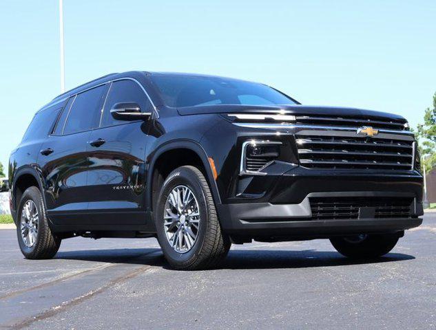 new 2025 Chevrolet Traverse car, priced at $42,560