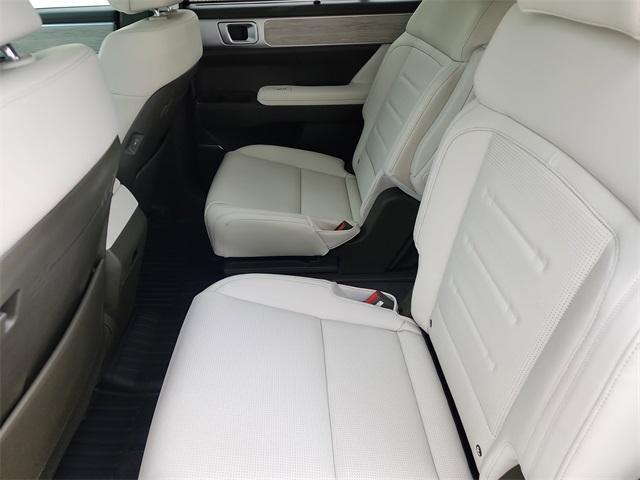 new 2025 Hyundai SANTA FE HEV car, priced at $44,215