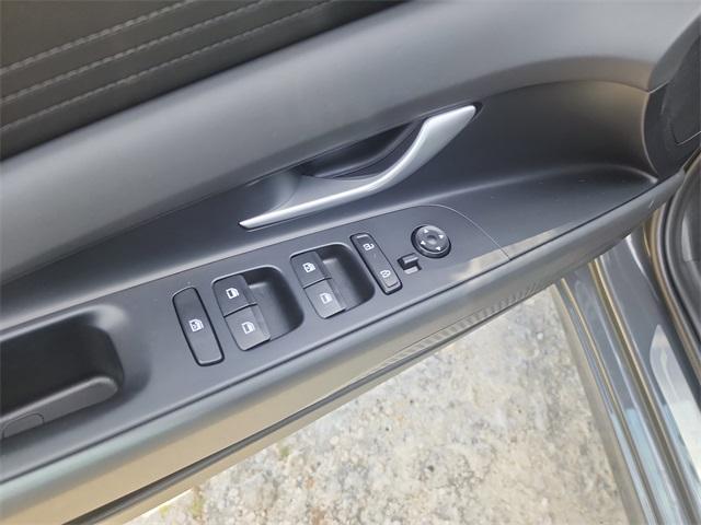 new 2025 Hyundai ELANTRA HEV car, priced at $25,311