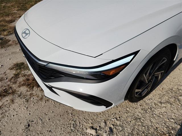 new 2025 Hyundai Elantra car, priced at $25,146