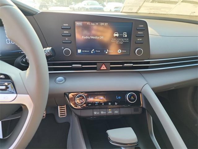 new 2025 Hyundai Elantra car, priced at $25,146
