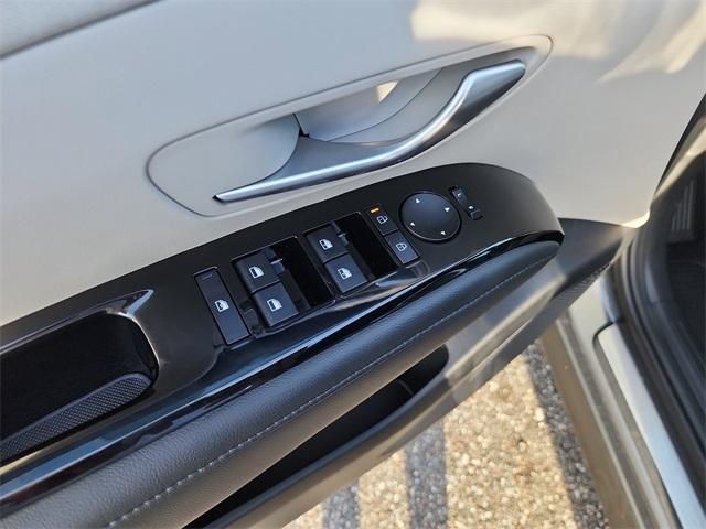 new 2025 Hyundai Tucson car, priced at $38,250