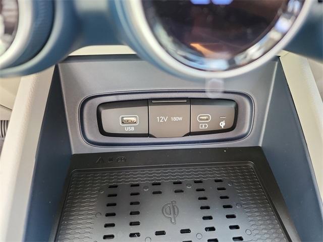 new 2025 Hyundai Venue car, priced at $24,660