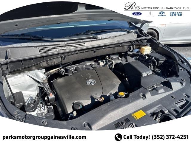 used 2017 Toyota Highlander car, priced at $21,683