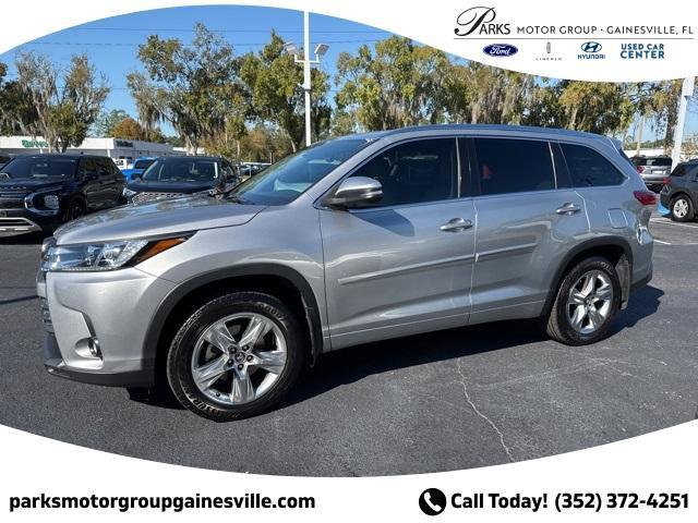 used 2017 Toyota Highlander car, priced at $21,683