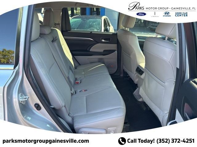 used 2017 Toyota Highlander car, priced at $21,683