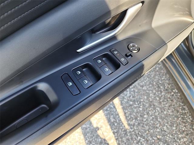 new 2025 Hyundai ELANTRA HEV car, priced at $23,506