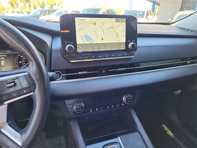 used 2022 Mitsubishi Outlander car, priced at $17,383