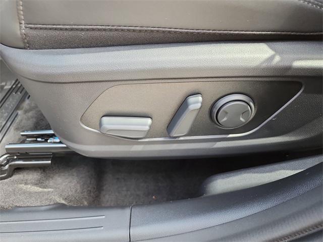new 2025 Hyundai TUCSON Hybrid car, priced at $34,342