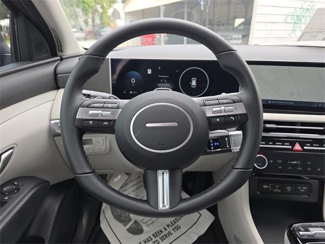 new 2025 Hyundai TUCSON Hybrid car, priced at $32,847