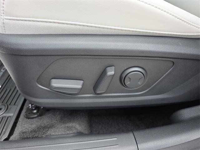 new 2025 Hyundai TUCSON Hybrid car, priced at $32,847