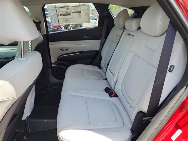 new 2025 Hyundai TUCSON Hybrid car, priced at $34,697