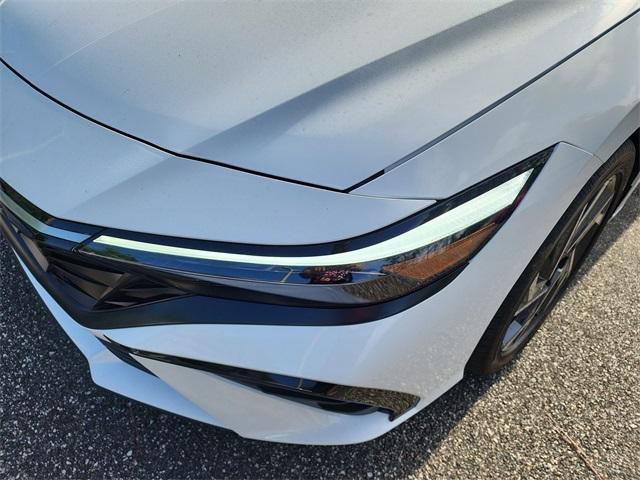 new 2025 Hyundai ELANTRA HEV car, priced at $28,662