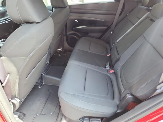new 2025 Hyundai TUCSON Hybrid car, priced at $31,867