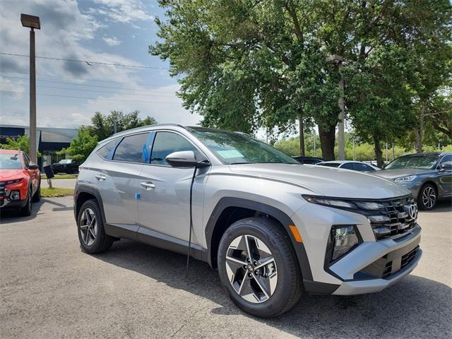 new 2025 Hyundai TUCSON Hybrid car, priced at $34,342