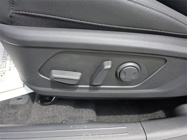 new 2025 Hyundai TUCSON Hybrid car, priced at $32,447