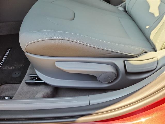 new 2025 Hyundai Elantra car, priced at $25,007
