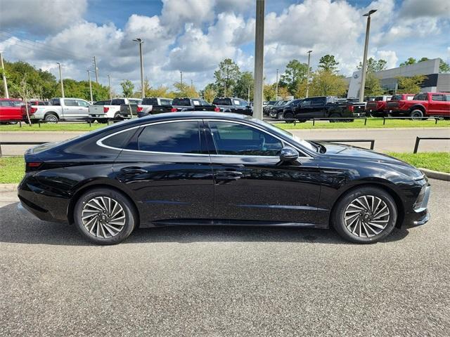 new 2025 Hyundai Sonata Hybrid car, priced at $35,497