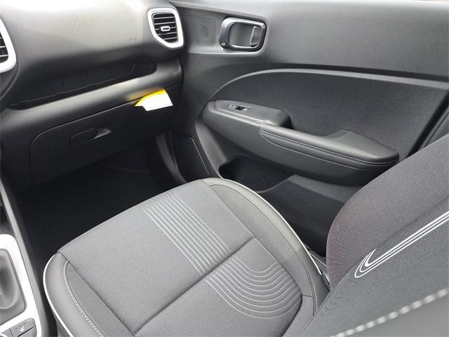 new 2025 Hyundai Venue car, priced at $24,676