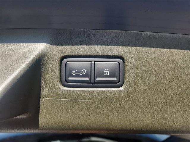 new 2025 Hyundai Santa Fe car, priced at $40,300