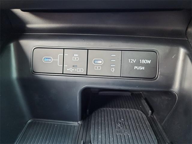 new 2025 Hyundai Tucson car, priced at $33,084