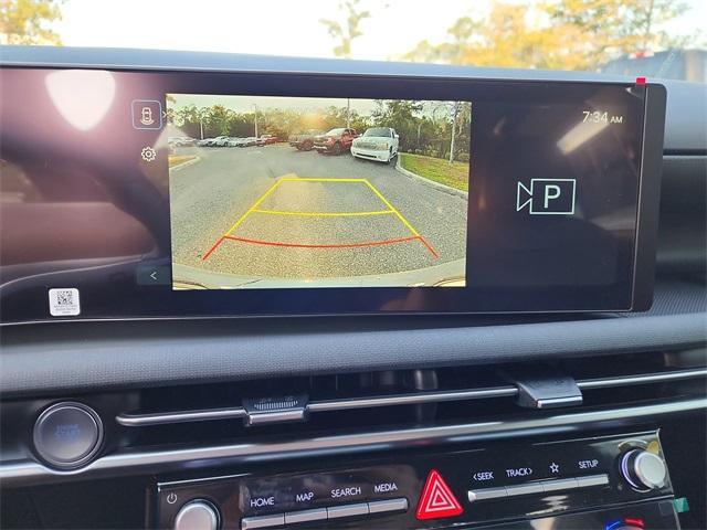 new 2025 Hyundai Tucson car, priced at $33,084