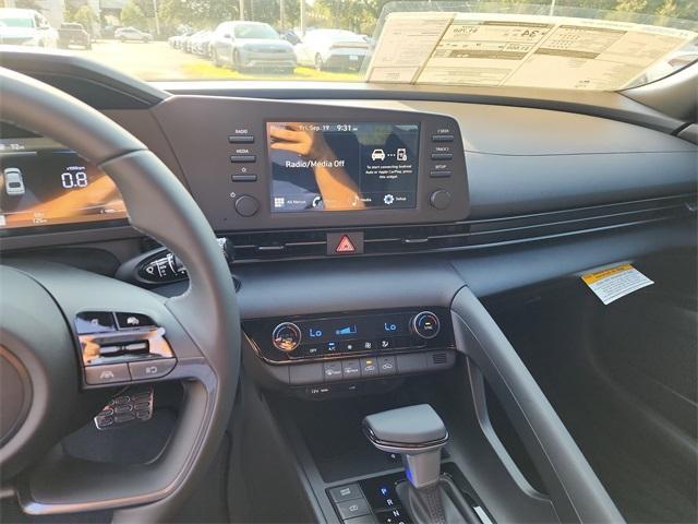 new 2025 Hyundai Elantra car, priced at $25,330