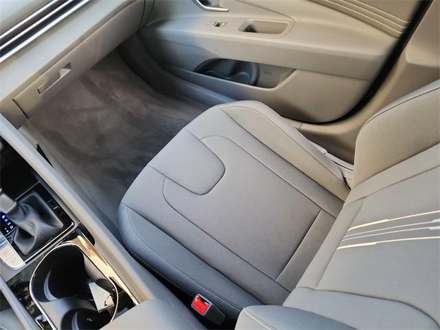new 2025 Hyundai Elantra car, priced at $26,939