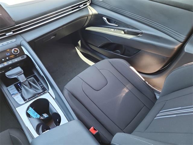 new 2025 Hyundai Elantra car, priced at $25,988