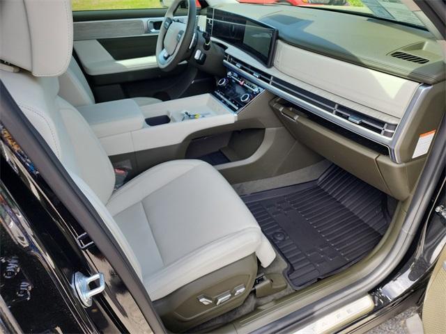 new 2025 Hyundai SANTA FE HEV car, priced at $44,165