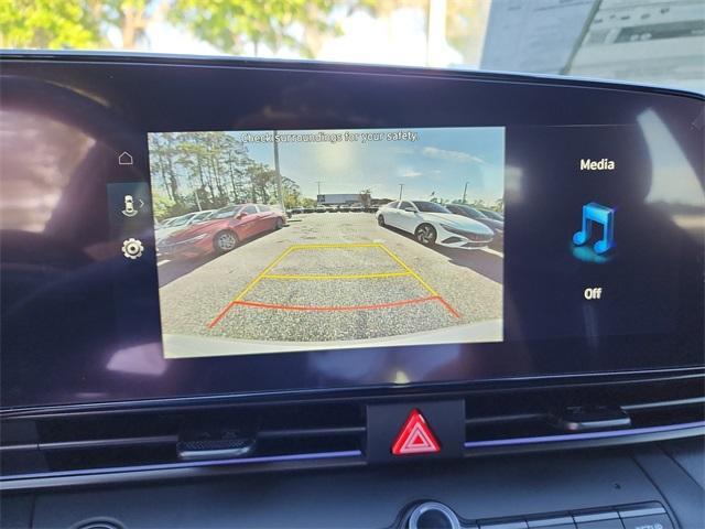new 2025 Hyundai ELANTRA HEV car, priced at $25,888