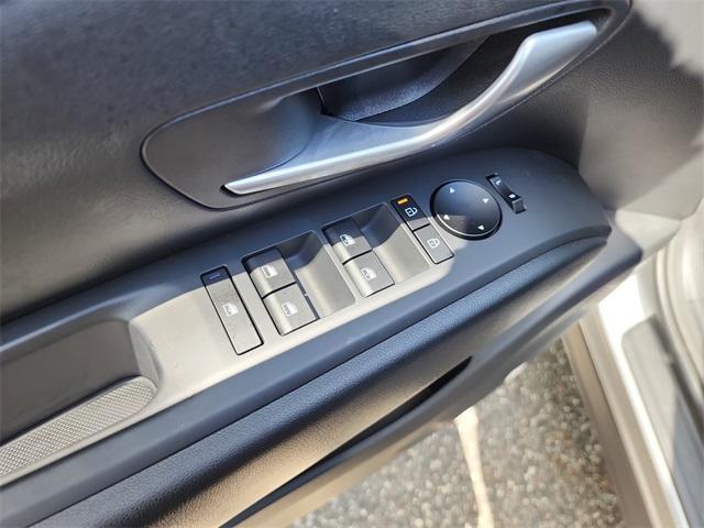 new 2025 Hyundai TUCSON Hybrid car, priced at $34,039