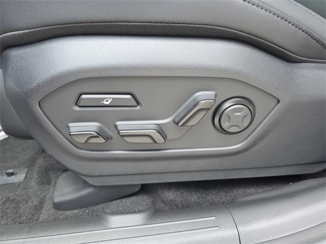 new 2025 Hyundai SANTA FE HEV car, priced at $45,993
