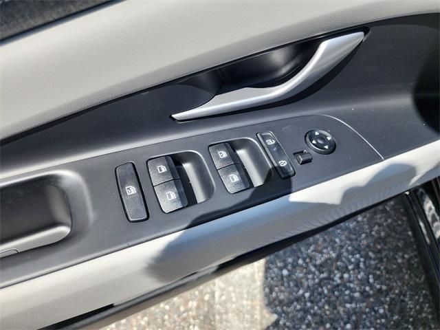 new 2025 Hyundai Elantra car, priced at $26,890
