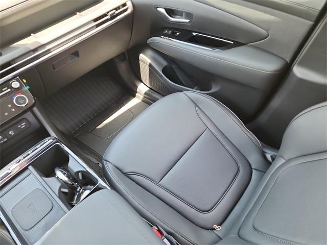 new 2025 Hyundai Tucson car, priced at $35,997
