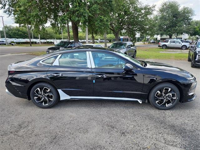 new 2025 Hyundai Sonata car, priced at $25,497