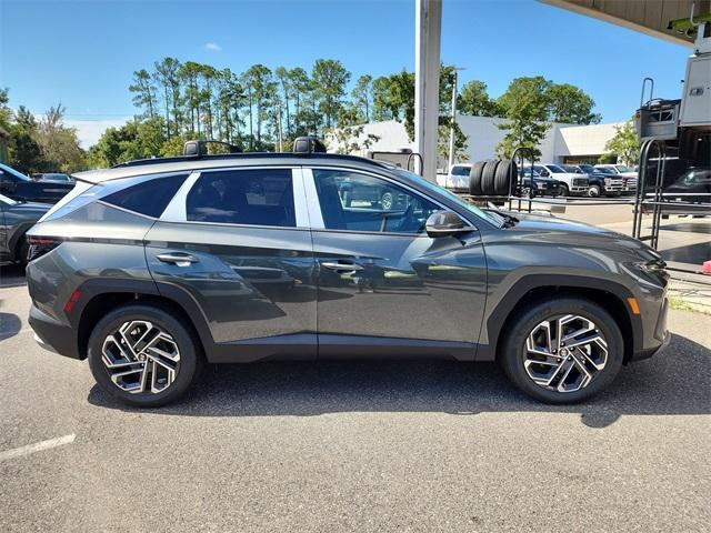 new 2025 Hyundai TUCSON Hybrid car, priced at $40,505