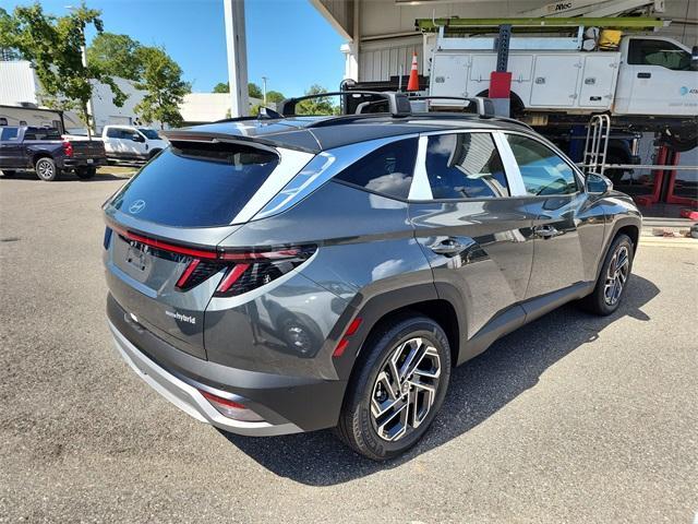 new 2025 Hyundai TUCSON Hybrid car, priced at $40,505