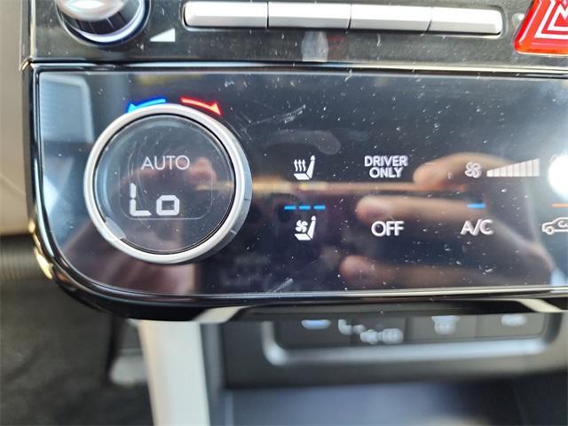 new 2025 Hyundai TUCSON Hybrid car, priced at $40,505