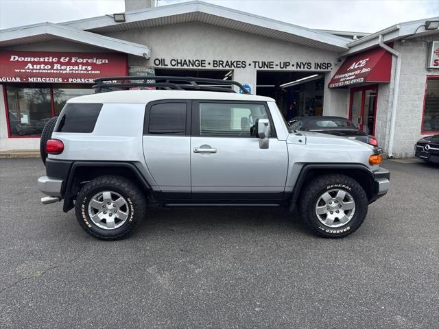 used 2007 Toyota FJ Cruiser car, priced at $32,995