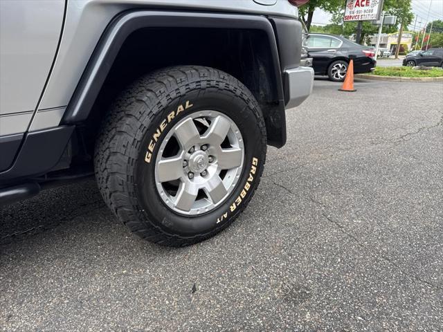 used 2007 Toyota FJ Cruiser car, priced at $32,995