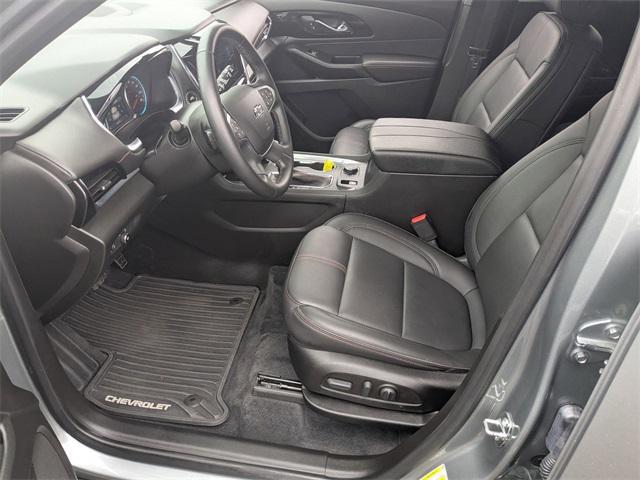 used 2023 Chevrolet Traverse car, priced at $34,867