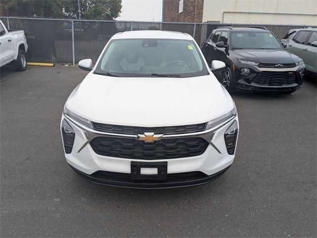 used 2024 Chevrolet Trax car, priced at $19,999