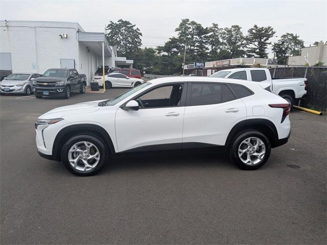 used 2024 Chevrolet Trax car, priced at $19,999